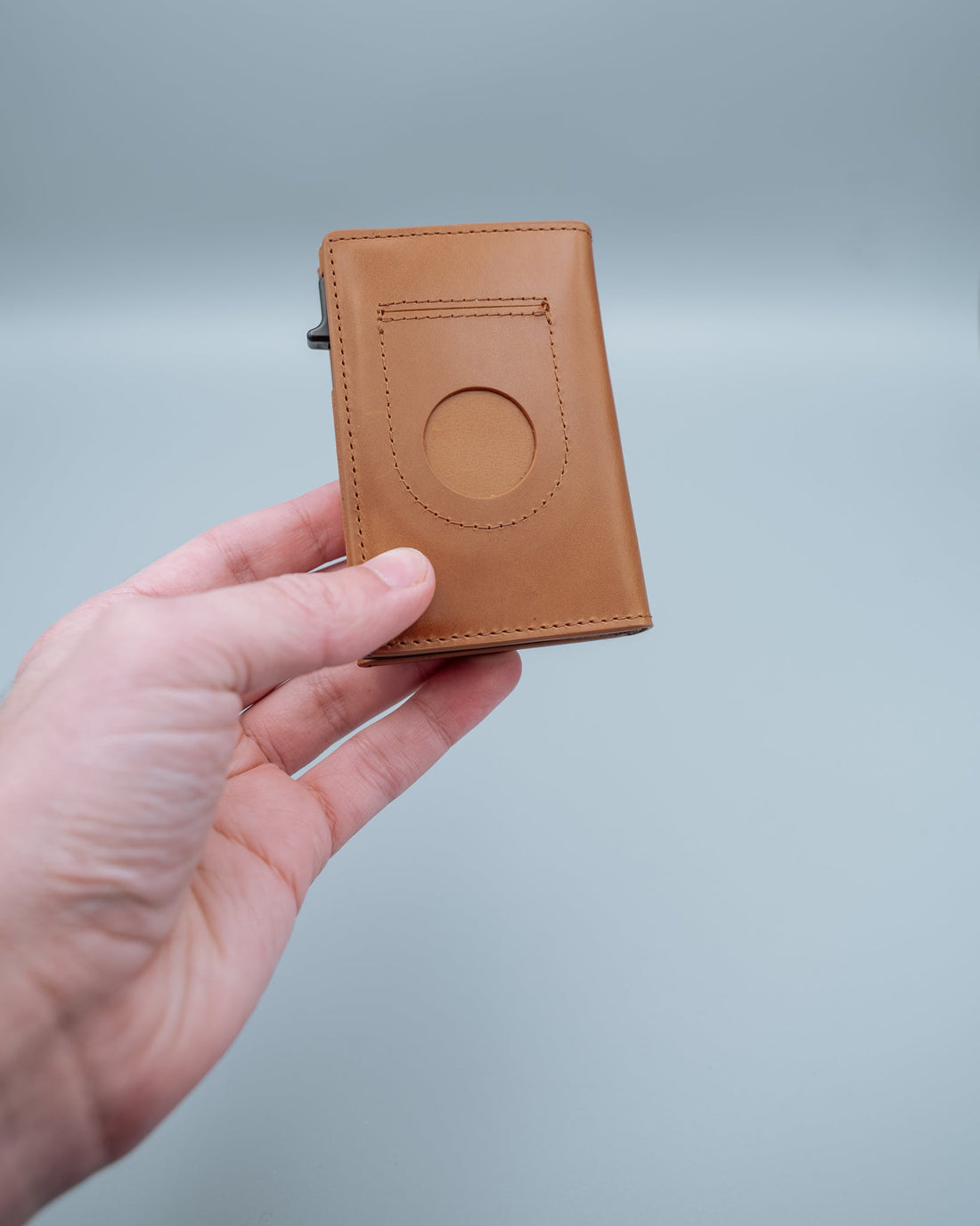 AirTag Wallets — The Smartest Way to Never Lose Your Wallet Again in July 2026